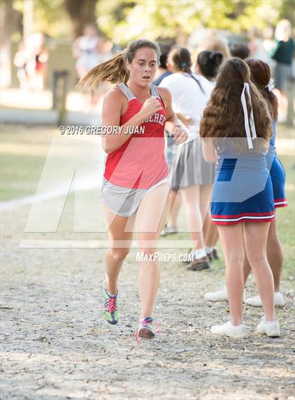 Thumbnail 1 in New Orleans District Cross Country Championships photogallery.