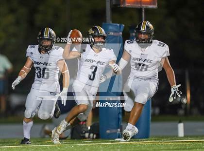 Thumbnail 2 in Raymore-Peculiar @ Rockhurst photogallery.