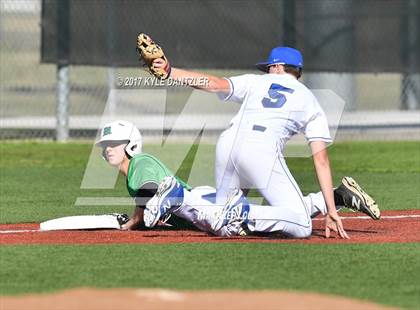 Thumbnail 3 in Krum vs Mabank (Sunnyvale Invitational) photogallery.
