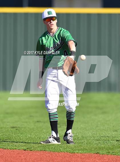 Thumbnail 3 in Krum vs Mabank (Sunnyvale Invitational) photogallery.