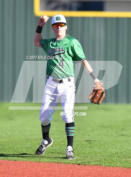 Thumbnail 2 in Krum vs Mabank (Sunnyvale Invitational) photogallery.