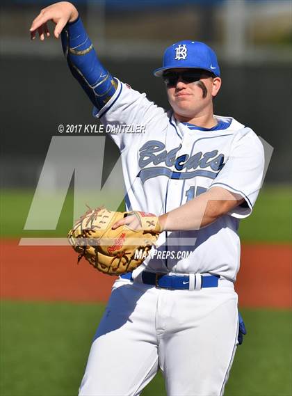 Thumbnail 2 in Krum vs Mabank (Sunnyvale Invitational) photogallery.