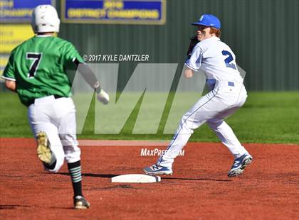 Thumbnail 3 in Krum vs Mabank (Sunnyvale Invitational) photogallery.