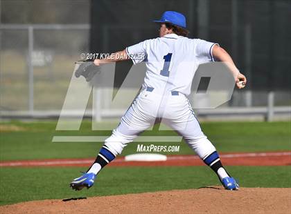 Thumbnail 2 in Krum vs Mabank (Sunnyvale Invitational) photogallery.