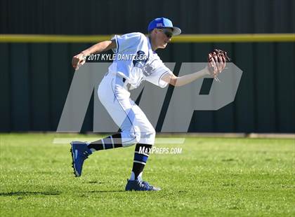 Thumbnail 3 in Krum vs Mabank (Sunnyvale Invitational) photogallery.