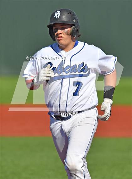 Thumbnail 2 in Krum vs Mabank (Sunnyvale Invitational) photogallery.