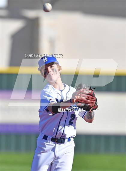 Thumbnail 2 in Krum vs Mabank (Sunnyvale Invitational) photogallery.