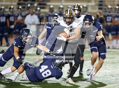 Thumbnail 3 in Boerne-Champion vs. Edcouch-Elsa photogallery.