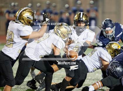 Thumbnail 2 in Boerne-Champion vs. Edcouch-Elsa photogallery.