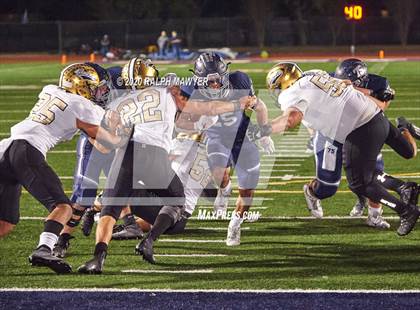 Thumbnail 3 in Boerne-Champion vs. Edcouch-Elsa photogallery.
