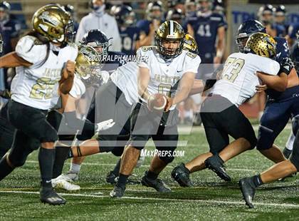 Thumbnail 1 in Boerne-Champion vs. Edcouch-Elsa photogallery.