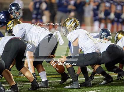 Thumbnail 3 in Boerne-Champion vs. Edcouch-Elsa photogallery.