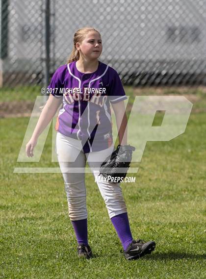 Thumbnail 1 in Oroville vs West Valley (Red Bluff Tournament) photogallery.
