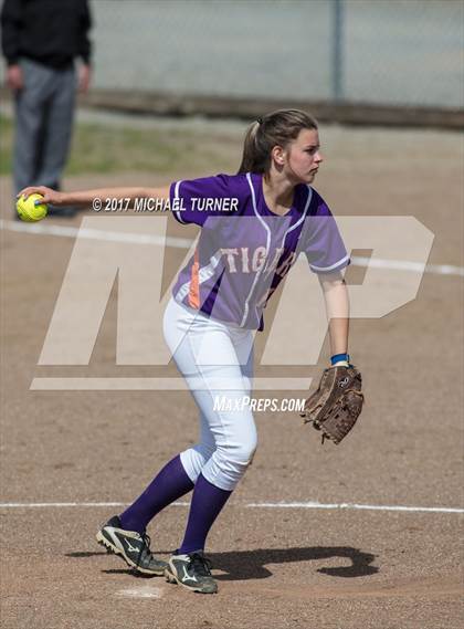 Thumbnail 1 in Oroville vs West Valley (Red Bluff Tournament) photogallery.