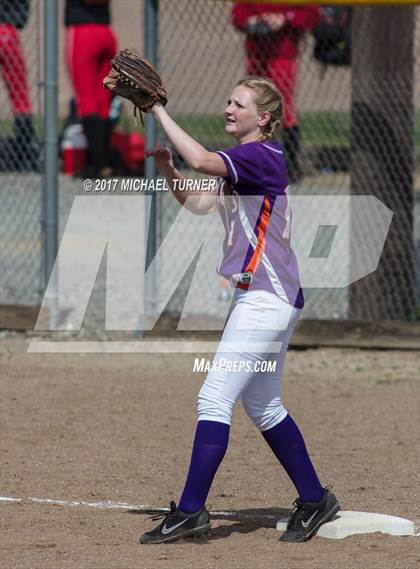Thumbnail 1 in Oroville vs West Valley (Red Bluff Tournament) photogallery.