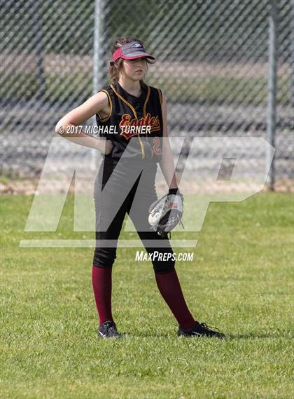 Thumbnail 1 in Oroville vs West Valley (Red Bluff Tournament) photogallery.