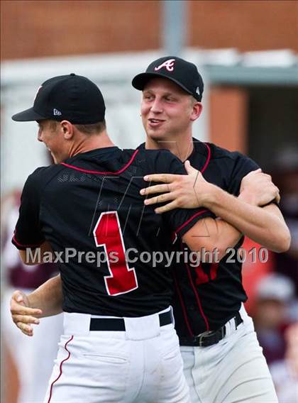 Thumbnail 3 in Lee vs Austin (Texas 5A Region III Playoffs) photogallery.
