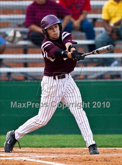 Thumbnail 2 in Lee vs Austin (Texas 5A Region III Playoffs) photogallery.