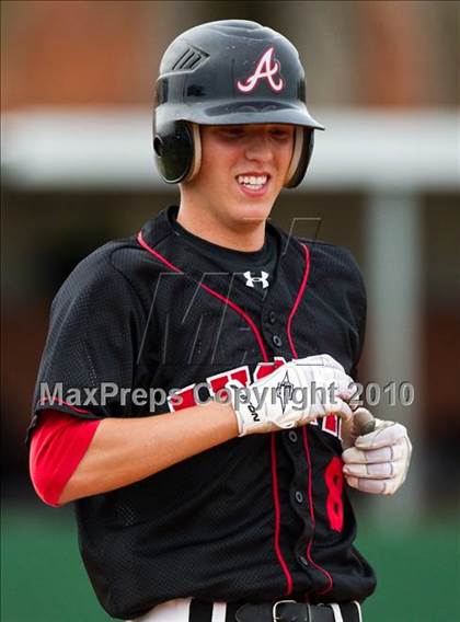 Thumbnail 2 in Lee vs Austin (Texas 5A Region III Playoffs) photogallery.