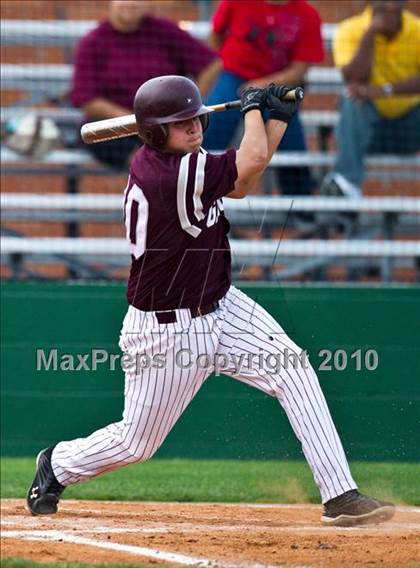 Thumbnail 2 in Lee vs Austin (Texas 5A Region III Playoffs) photogallery.