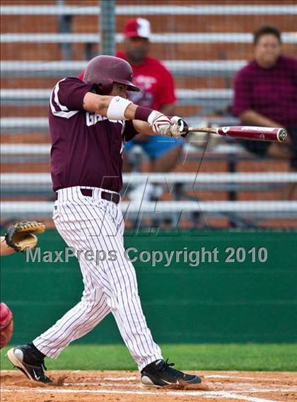 Thumbnail 1 in Lee vs Austin (Texas 5A Region III Playoffs) photogallery.