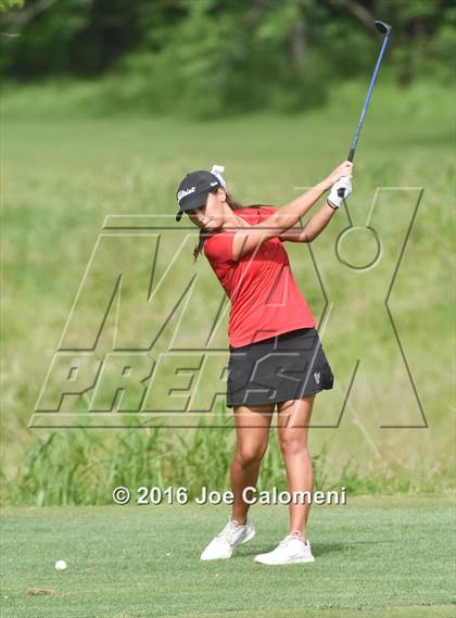 Thumbnail 2 in NEISD Varsity District Golf Tournament photogallery.