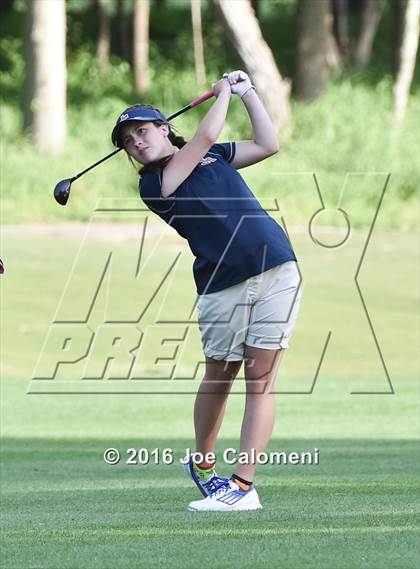 Thumbnail 3 in NEISD Varsity District Golf Tournament photogallery.