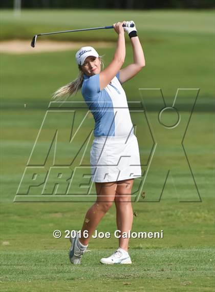 Thumbnail 1 in NEISD Varsity District Golf Tournament photogallery.