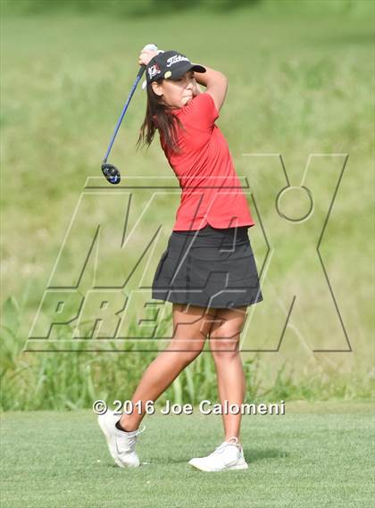 Thumbnail 3 in NEISD Varsity District Golf Tournament photogallery.