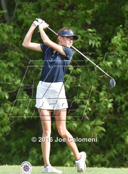 Thumbnail 1 in NEISD Varsity District Golf Tournament photogallery.