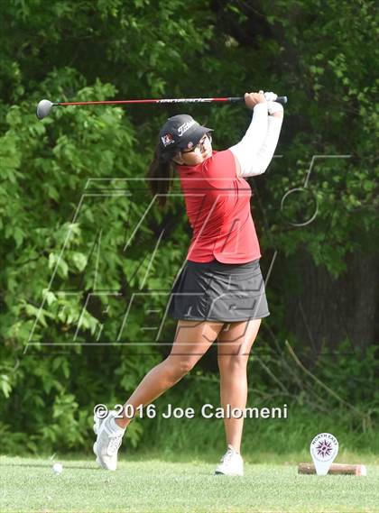 Thumbnail 3 in NEISD Varsity District Golf Tournament photogallery.