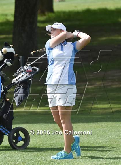 Thumbnail 3 in NEISD Varsity District Golf Tournament photogallery.