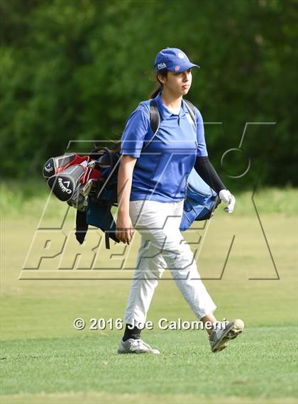 Thumbnail 2 in NEISD Varsity District Golf Tournament photogallery.