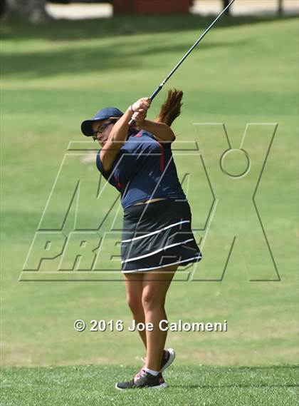 Thumbnail 2 in NEISD Varsity District Golf Tournament photogallery.