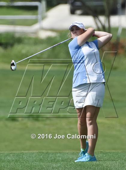 Thumbnail 3 in NEISD Varsity District Golf Tournament photogallery.