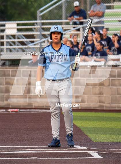 Thumbnail 3 in Tivy vs. McAllen Memorial (UIL Baseball 5A Region IV Semifinal) photogallery.