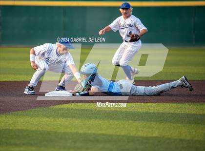Thumbnail 1 in Tivy vs. McAllen Memorial (UIL Baseball 5A Region IV Semifinal) photogallery.