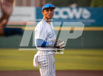 Thumbnail 1 in Tivy vs. McAllen Memorial (UIL Baseball 5A Region IV Semifinal) photogallery.