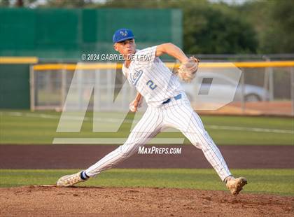 Thumbnail 2 in Tivy vs. McAllen Memorial (UIL Baseball 5A Region IV Semifinal) photogallery.