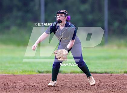 Thumbnail 1 in Skyline @ Kettle Run (VHSL Class 3 Regional Quarterfinals) photogallery.