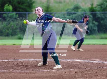 Thumbnail 2 in Skyline @ Kettle Run (VHSL Class 3 Regional Quarterfinals) photogallery.