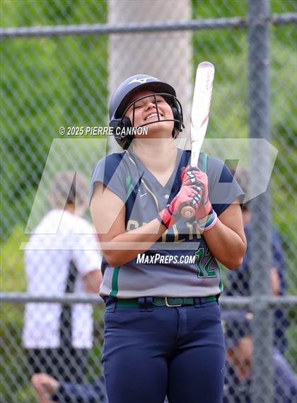 Thumbnail 2 in Skyline @ Kettle Run (VHSL Class 3 Regional Quarterfinals) photogallery.