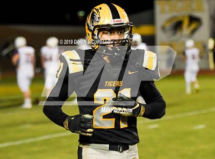 Thumbnail 3 in Gilbert vs Sunrise Mountain photogallery.