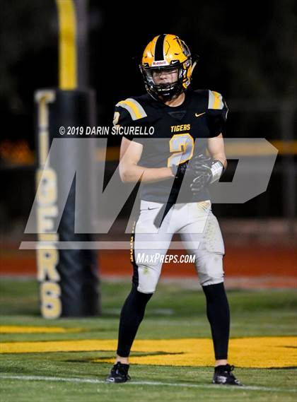 Thumbnail 3 in Gilbert vs Sunrise Mountain photogallery.