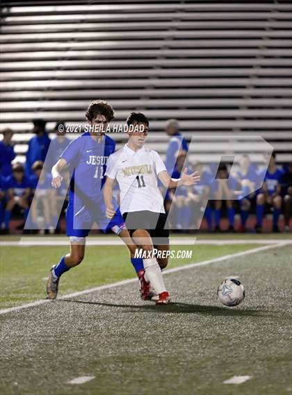 Thumbnail 2 in Mitchell @ Jesuit photogallery.