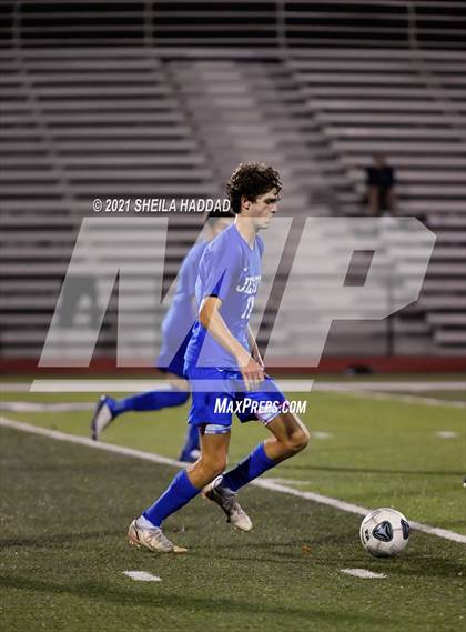 Thumbnail 2 in Mitchell @ Jesuit photogallery.