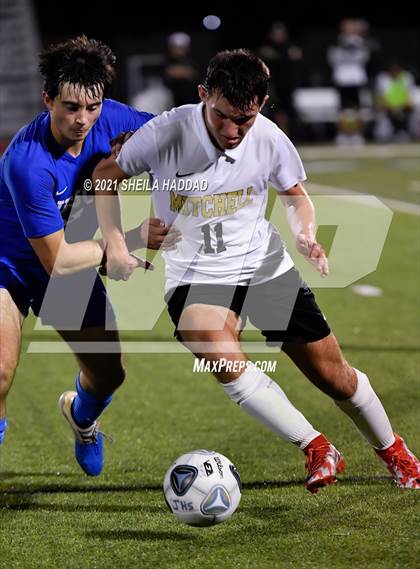 Thumbnail 3 in Mitchell @ Jesuit photogallery.