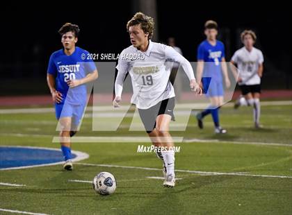 Thumbnail 3 in Mitchell @ Jesuit photogallery.