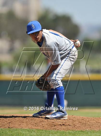 Thumbnail 1 in San Diego vs Calexico (66th Annual Lions Tournament 4A Semifinal) photogallery.