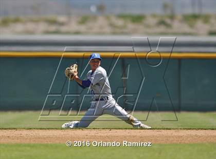 Thumbnail 2 in San Diego vs Calexico (66th Annual Lions Tournament 4A Semifinal) photogallery.